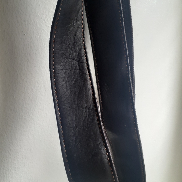 Wilson's Leather Shoulder Stap w/nylon - Picture 3 of 11